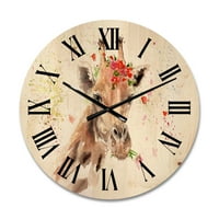 Designart 'Portretul unei girafe cu flori roșii ii' ceas de perete din lemn de fermă