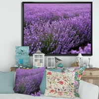 Designart 'Blooming Purple Lavender Meadow' Fermă Încadrată Pe Pânză Imprimeu De Artă De Perete